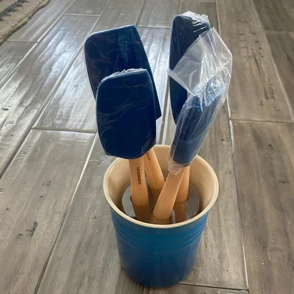 NWT Le Creuset Azure 5 Piece Utensil Set - Picture 5 of 5